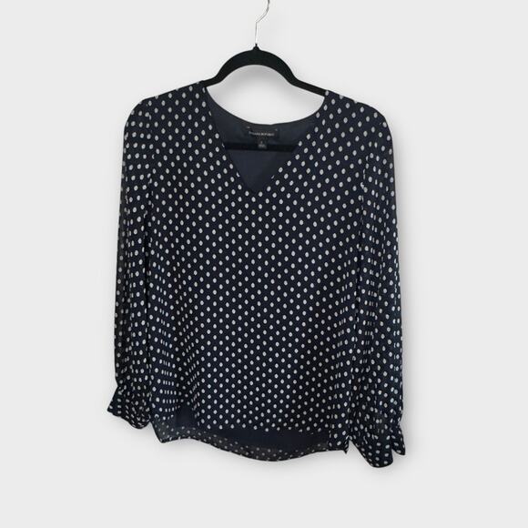 Banana Republic blouse with embroidered polka dots - Picture 2 of 7